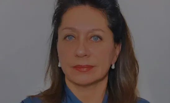 Dra. Neuseli Lamari, fisioterapeuta e proprietária da Clínica Lamari